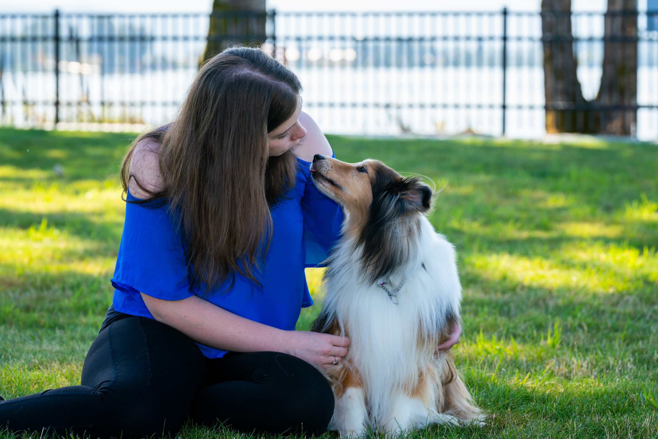 senior photos with dog | Scala Photography